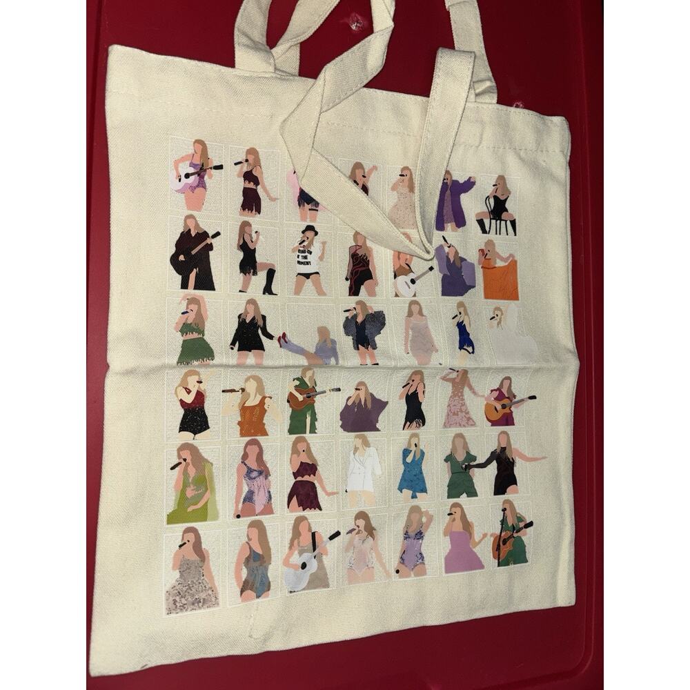 Lot Of 4 Taylor Swift Small Bags All New In Plastic - Picture 2 of 7